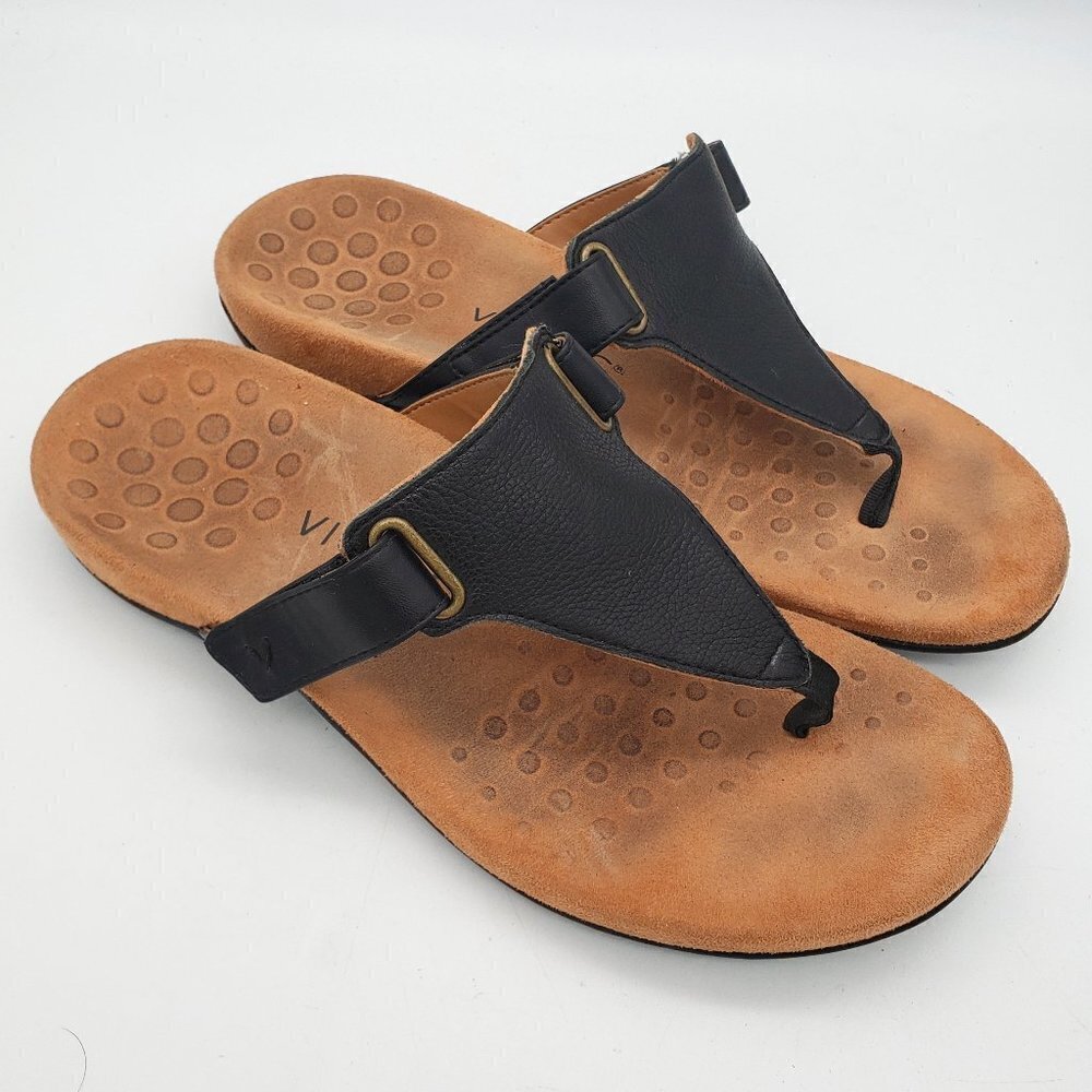 Vionic Black Leather Thong Sandals with Brown Footbed